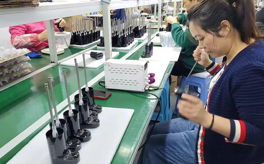 Shenzhen Xiaohongbao Technology Co., Ltd. خط إنتاج المصنع