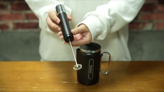 EMF-02 صانع رغوة الحليب